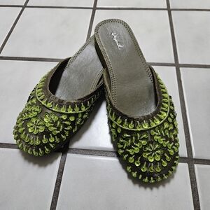 Early 00’s Casual Boho Slip On Mules Satin with Sequins and Beads Size 8/9